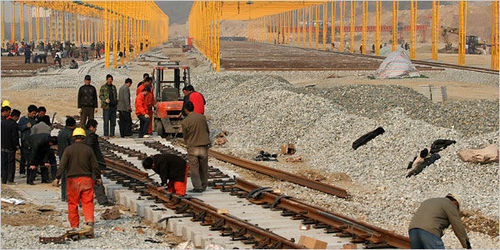 中國東部的一個高速鐵路項目的建設工地